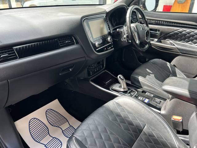 2021 Mitsubishi Outlander 2.4 PHEV Exceed 5dr Auto