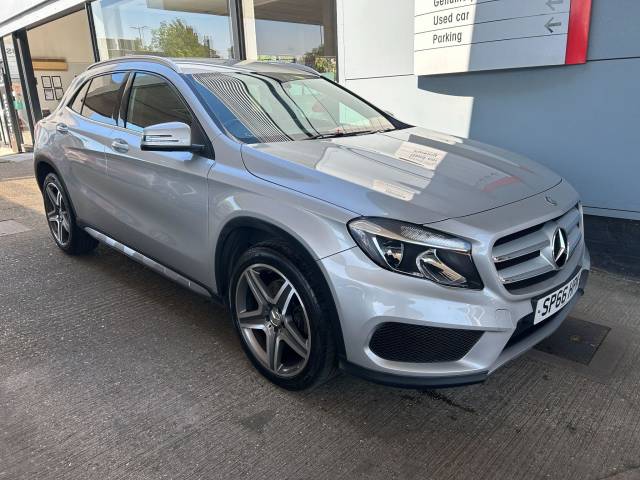 Mercedes-Benz GLA 2.1 GLA 220d 4Matic AMG Line 5dr Auto Estate Diesel SILVER