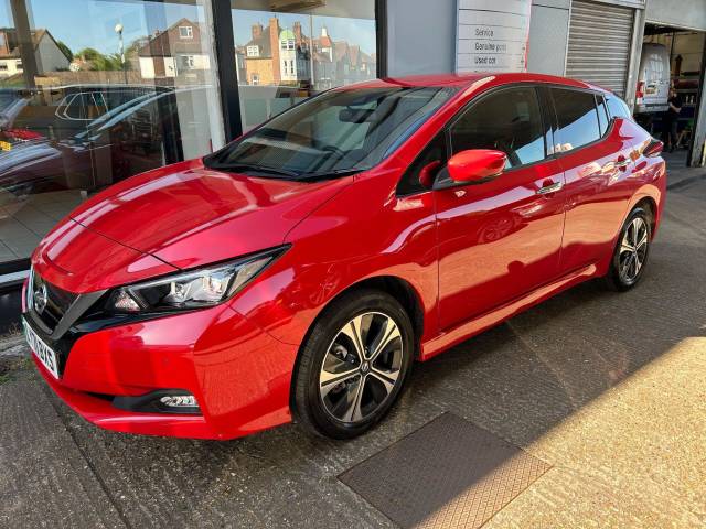Nissan Leaf 0.0 160kW e+ Tekna 62kWh 5dr Auto Hatchback Electric RED